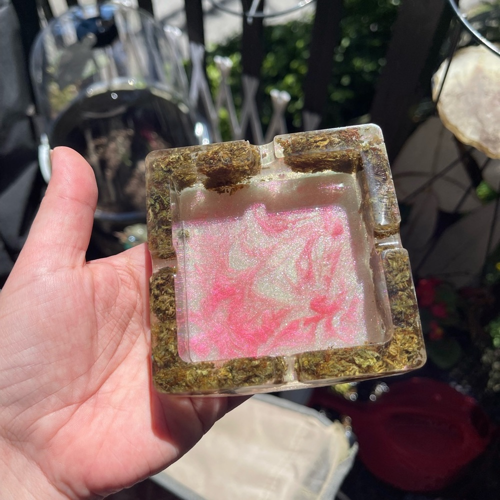 Dope pink swirl ashtray